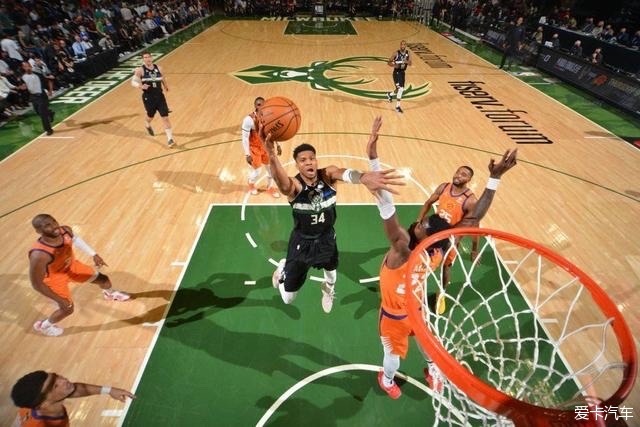 爱德华兹40分布克49分 森林狼4-0横扫太阳晋级