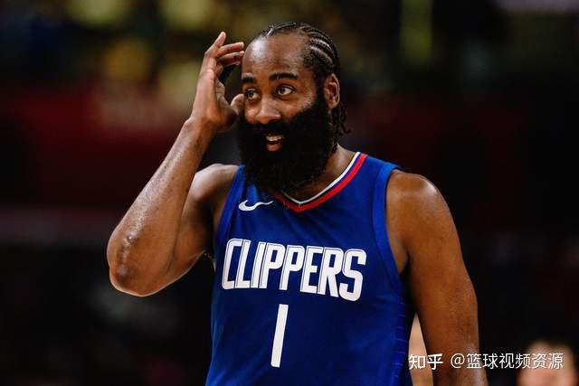 郭艾伦继续穿13号 广州队称赞他是年轻人榜样