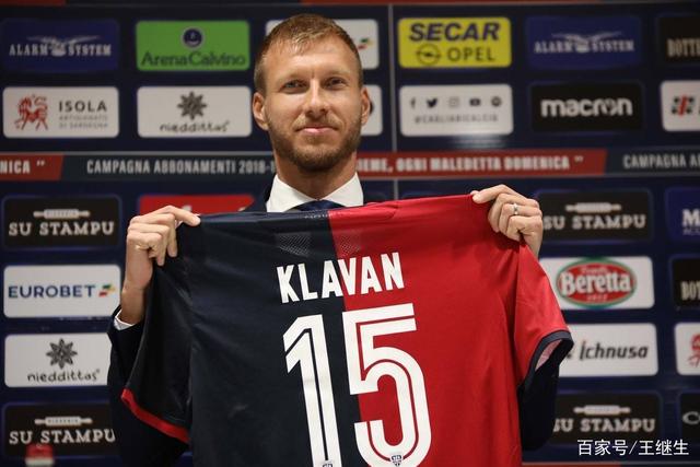 36岁威廉11场比赛1助攻遭解约 冬窗有望重返英超